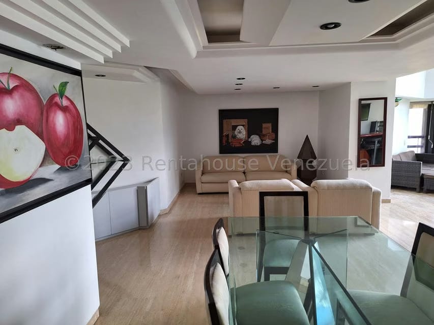 Apartamento (1 Nivel) en Venta en Los Naranjos del Cafetal, Distrito Metropolitano - 4