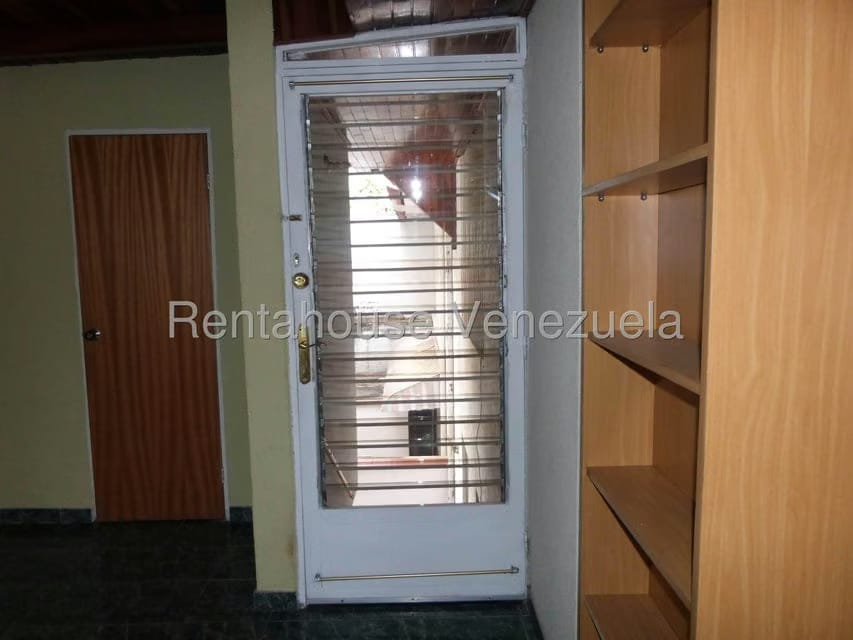 Anexo (1 Nivel) en Alquiler en La Tahona, Distrito Metropolitano - 2