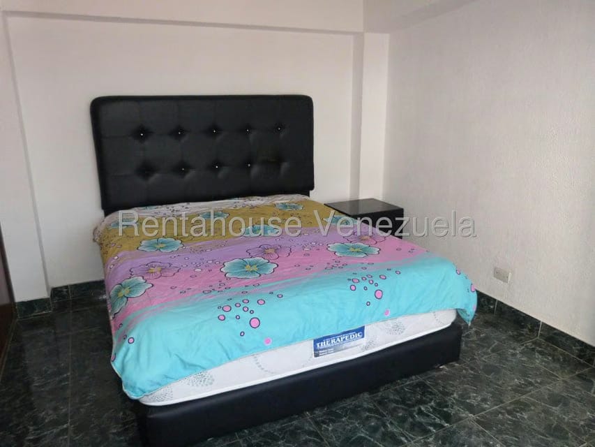 Anexo (1 Nivel) en Alquiler en La Tahona, Distrito Metropolitano - 18