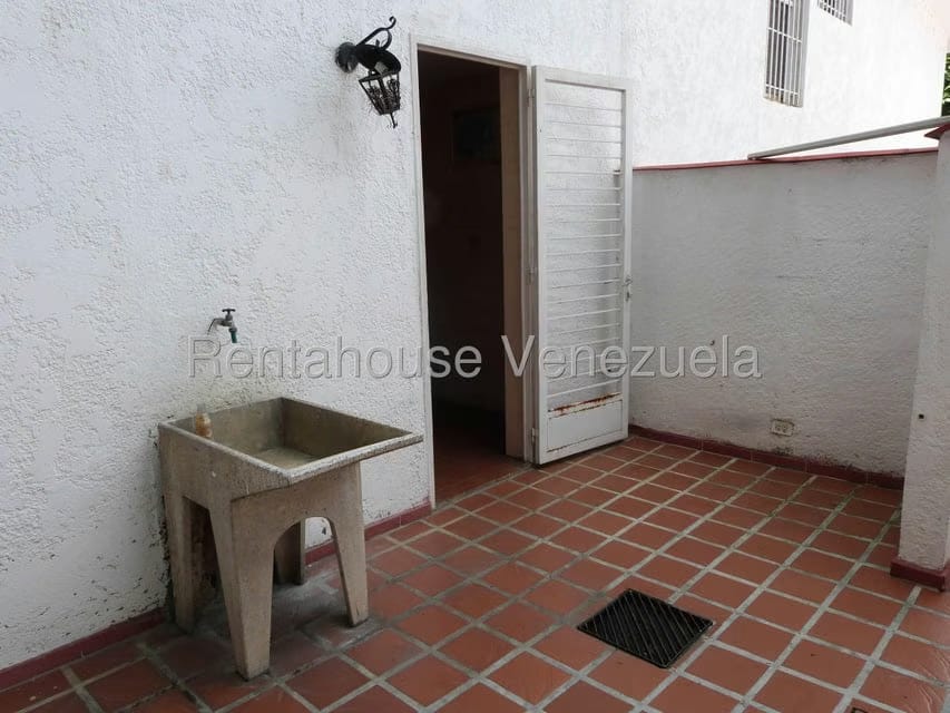 Anexo (1 Nivel) en Alquiler en La Tahona, Distrito Metropolitano - 22