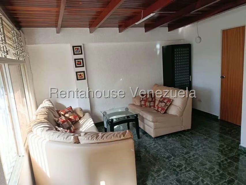 Anexo (1 Nivel) en Alquiler en La Tahona, Distrito Metropolitano - 4