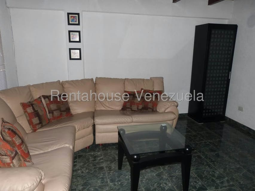 Anexo (1 Nivel) en Alquiler en La Tahona, Distrito Metropolitano - 5