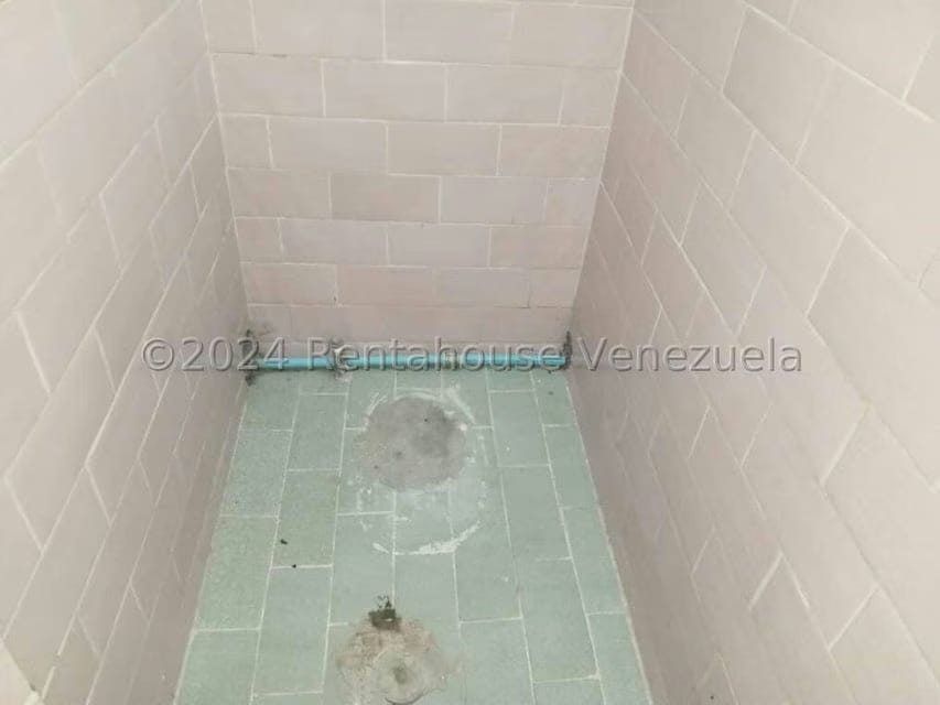 Comercial (Local Comercial) en Alquiler en Parroquia Concepcion, Lara - 14