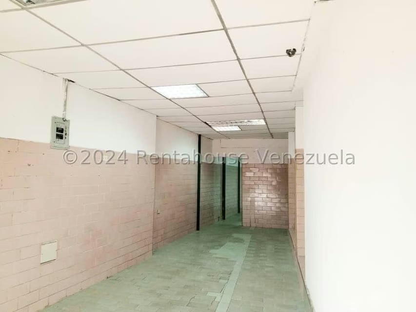 Comercial (Local Comercial) en Alquiler en Parroquia Concepcion, Lara - 8