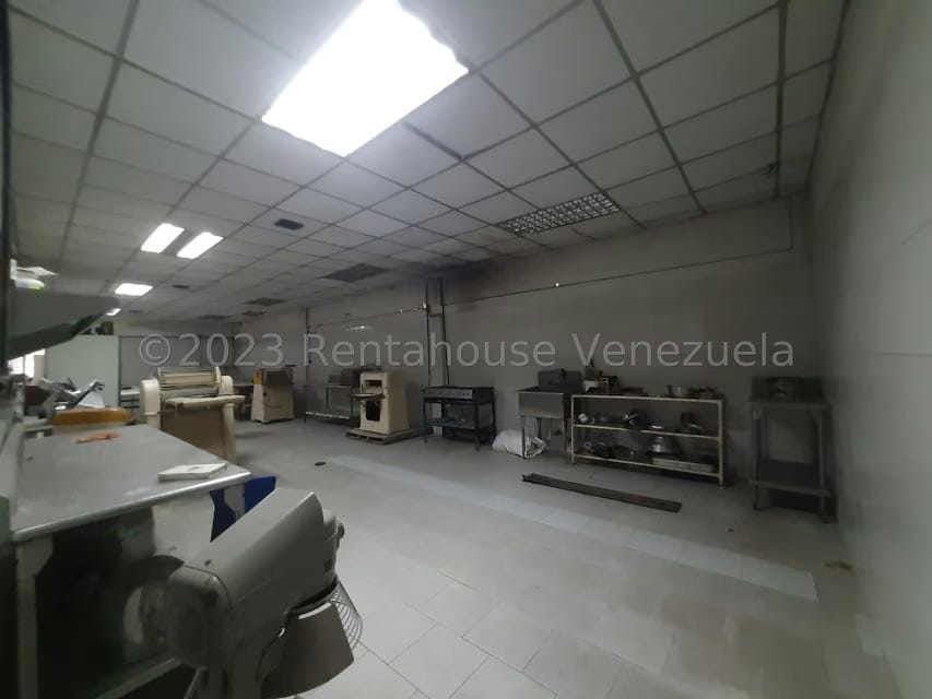 Comercial (Galpon - Deposito) en Venta en Zona Industrial, Guarico - 15