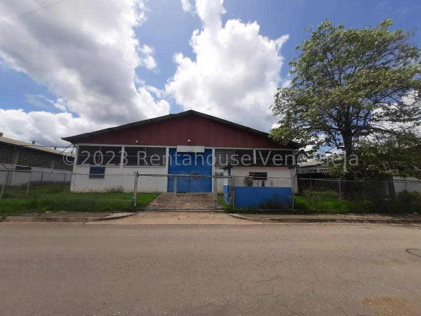 Comercial (Galpon - Deposito) en Venta en Zona Industrial, Guarico - 21