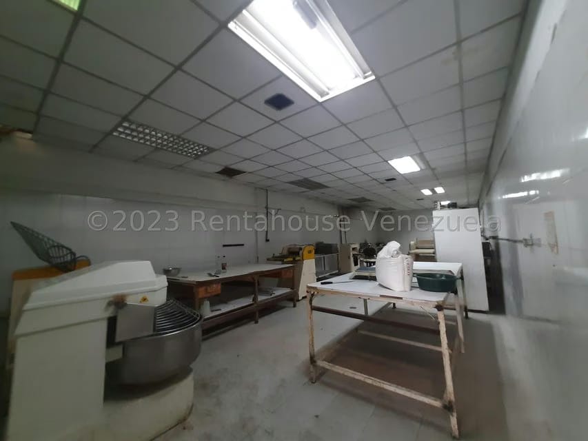 Comercial (Galpon - Deposito) en Venta en Zona Industrial, Guarico - 8