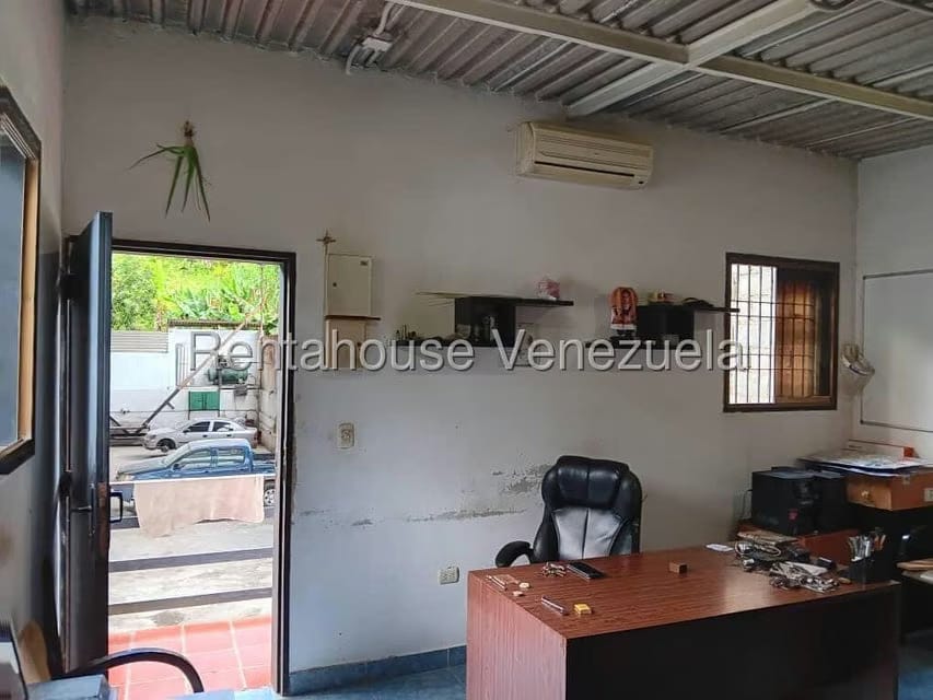 Comercial (Local Comercial) en Venta en Mariche, Distrito Metropolitano - 4