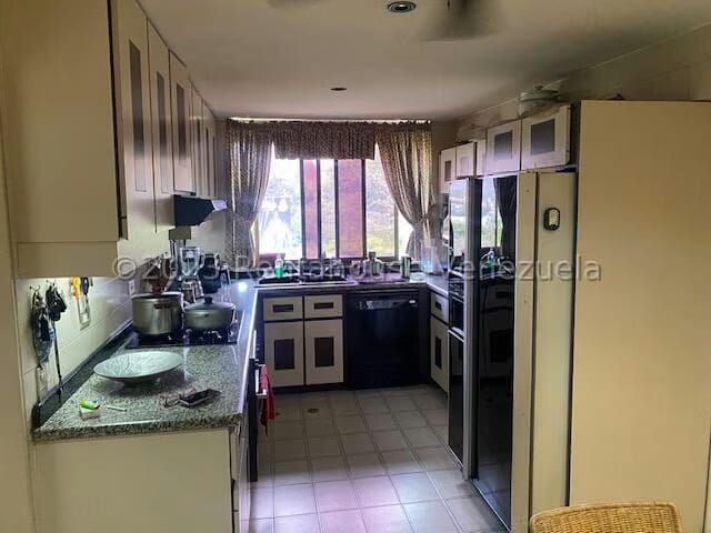 Apartamento (1 Nivel) en Alquiler en El Peñon, Distrito Metropolitano - 9