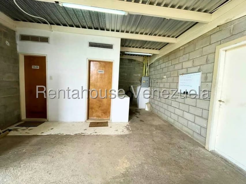 Comercial (Local Comercial) en Venta en El Cercado, Lara - 14