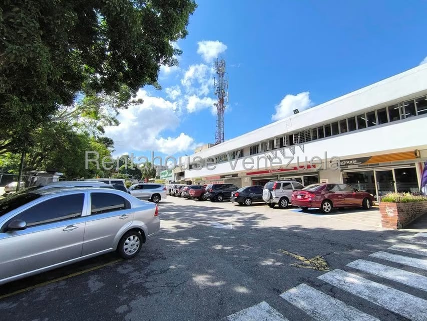 Comercial (Local Comercial) en Alquiler en Caurimare, Distrito Metropolitano - 2