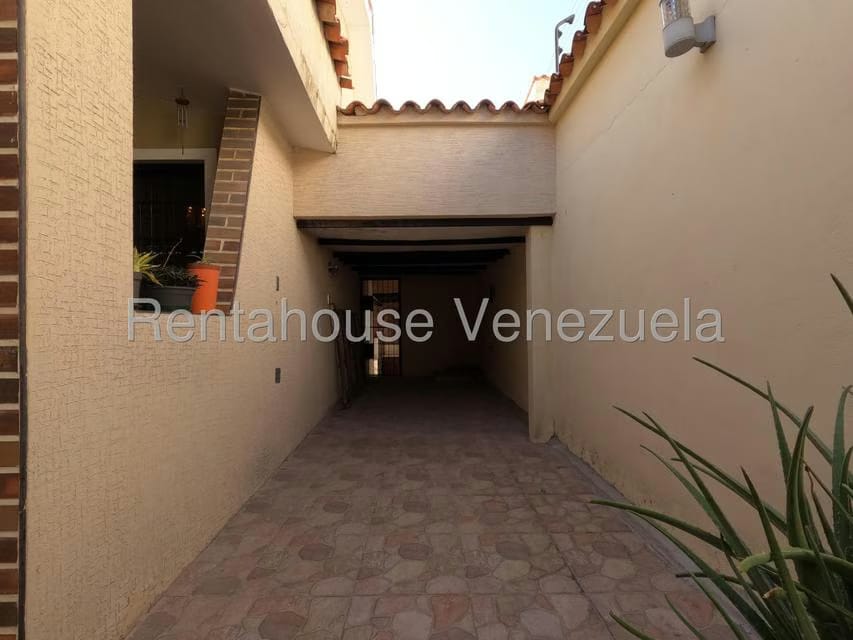 Casa (Multipes Niveles) en Venta en El Pedregal, Lara - 4