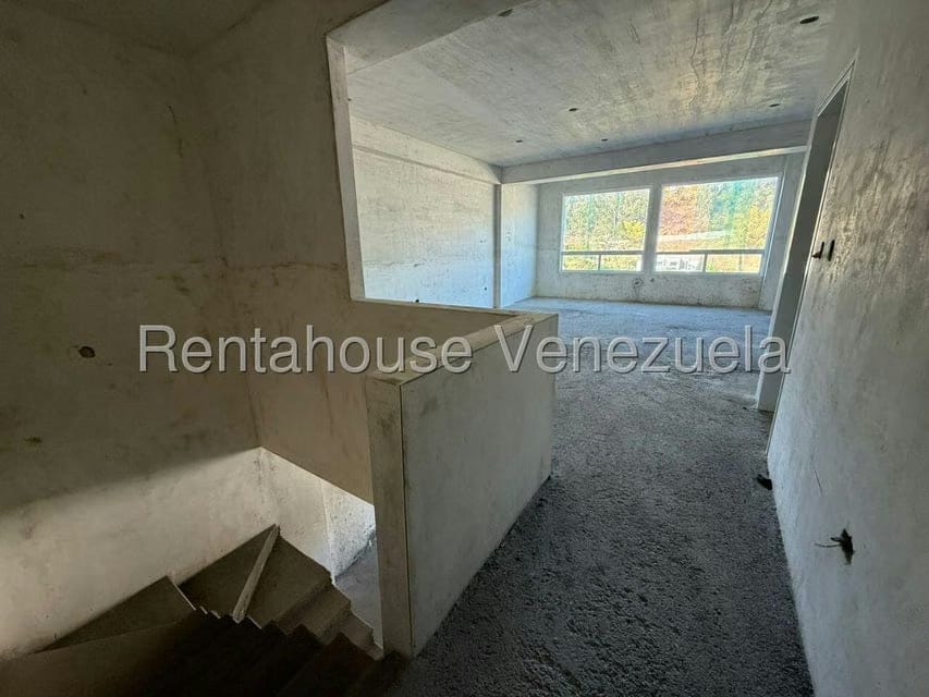 Apartamento (Duplex) en Venta en La Escondida, Distrito Metropolitano - 11