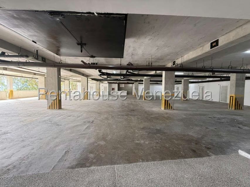 Apartamento (Duplex) en Venta en La Escondida, Distrito Metropolitano - 24