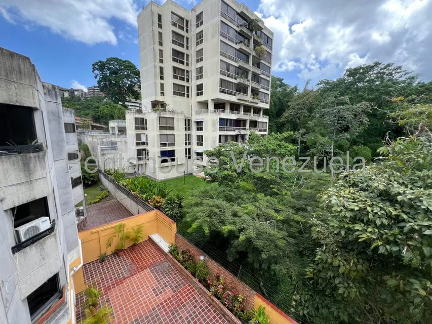 Apartamento (1 Nivel) en Alquiler en Miranda, Distrito Metropolitano - 11