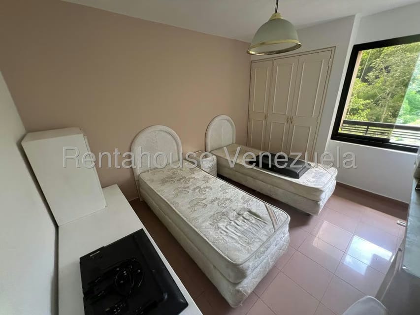 Apartamento (1 Nivel) en Alquiler en Miranda, Distrito Metropolitano - 23