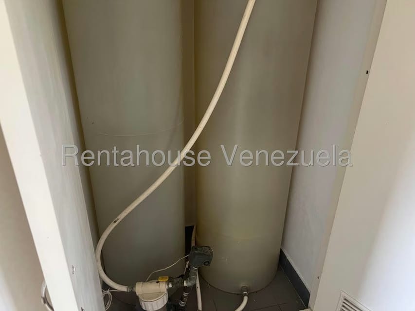 Apartamento (1 Nivel) en Alquiler en Miranda, Distrito Metropolitano - 7