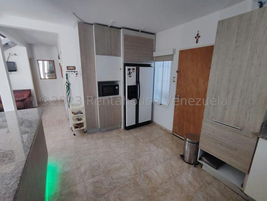 Casa (Multipes Niveles) en Venta en El Macaro, Aragua - 11