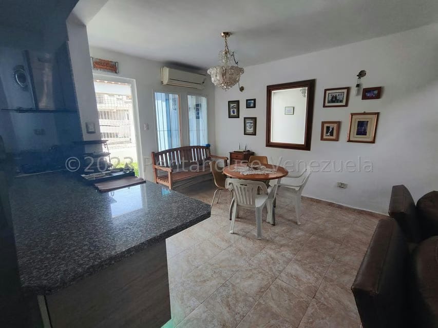 Casa (Multipes Niveles) en Venta en El Macaro, Aragua - 15