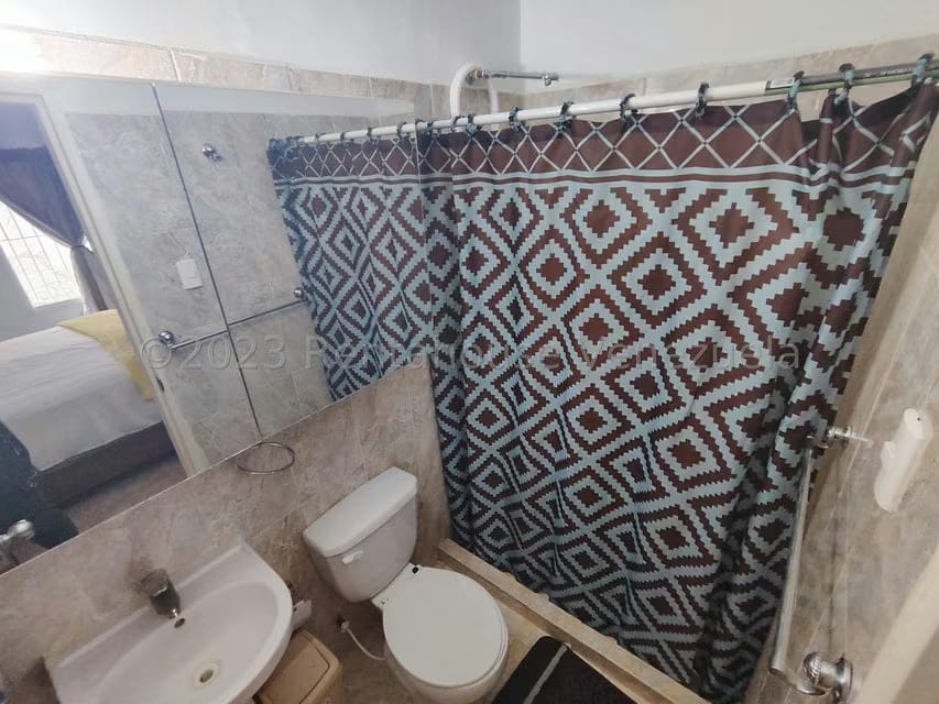Casa (Multipes Niveles) en Venta en El Macaro, Aragua - 18
