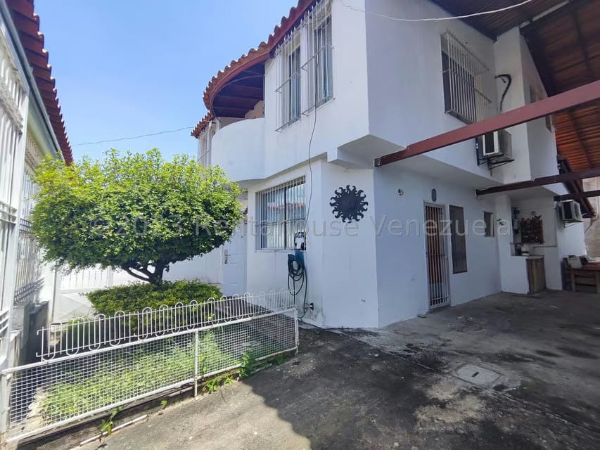 Casa (Multipes Niveles) en Venta en El Macaro, Aragua - 43