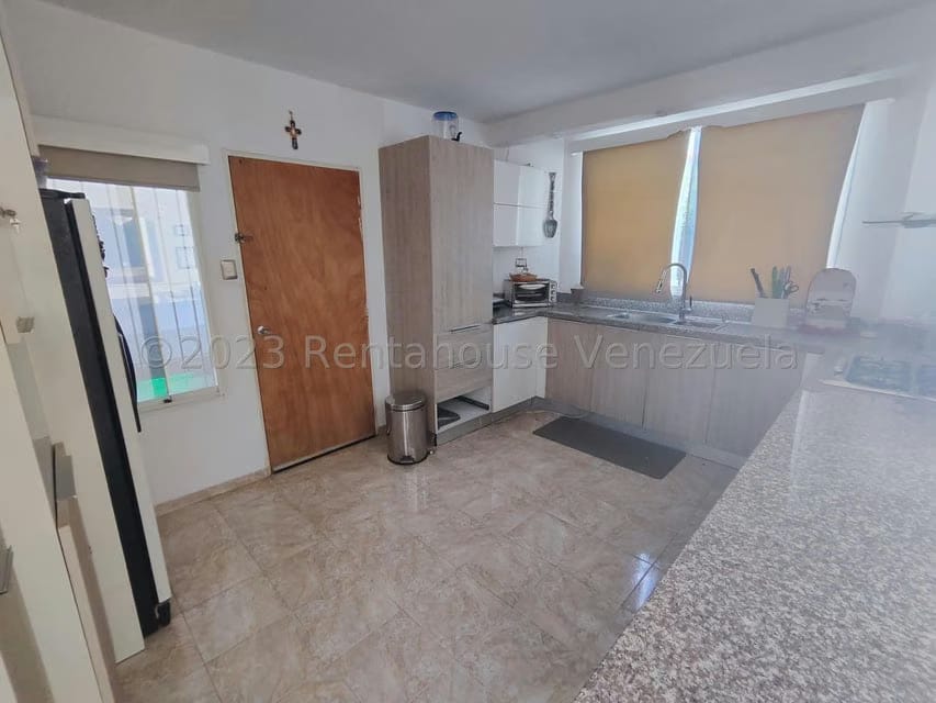 Casa (Multipes Niveles) en Venta en El Macaro, Aragua - 7