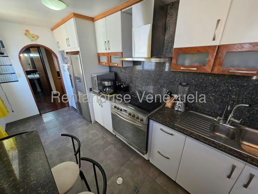 Apartamento (1 Nivel) en Venta en Colinas de Santa Monica, Distrito Metropolitano - 14