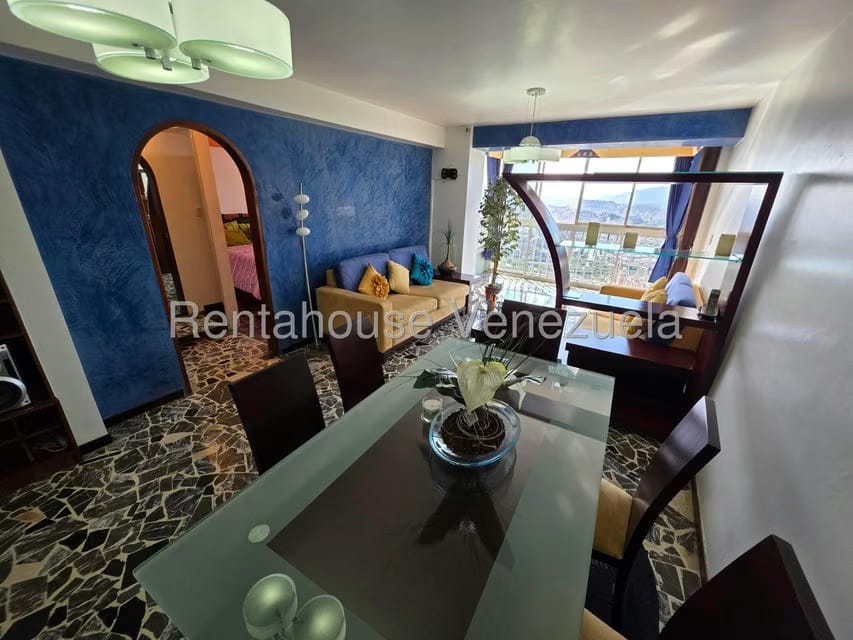 Apartamento (1 Nivel) en Venta en Colinas de Santa Monica, Distrito Metropolitano - 4