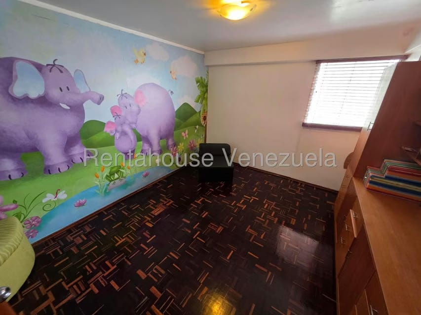 Apartamento (1 Nivel) en Venta en Colinas de Santa Monica, Distrito Metropolitano - 10