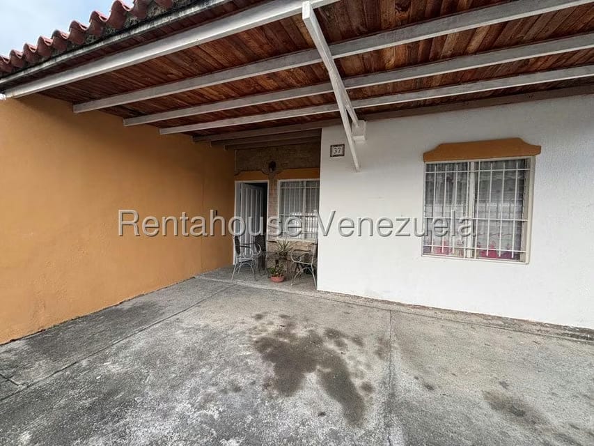 Casa (1 Nivel) en Alquiler en Miraflores, Portuguesa