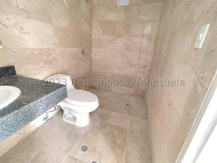 Apartamento (1 Nivel) en Venta en La Lagunita Country Club, Distrito Metropolitano - 13