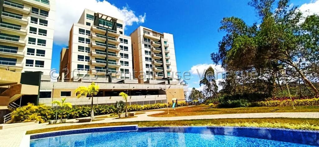 Apartamento (1 Nivel) en Venta en La Lagunita Country Club, Distrito Metropolitano - 25