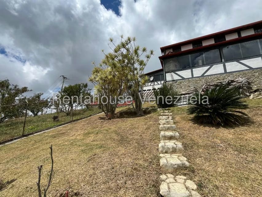 Casa (Multipes Niveles) en Venta en La Colonia Tovar, Aragua - 23