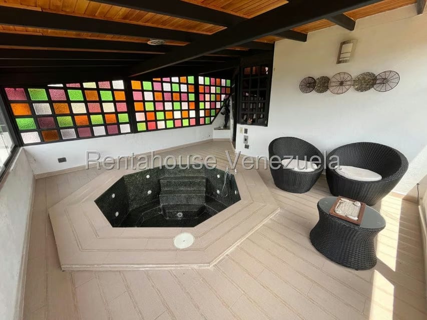 Casa (Multipes Niveles) en Venta en La Colonia Tovar, Aragua - 6