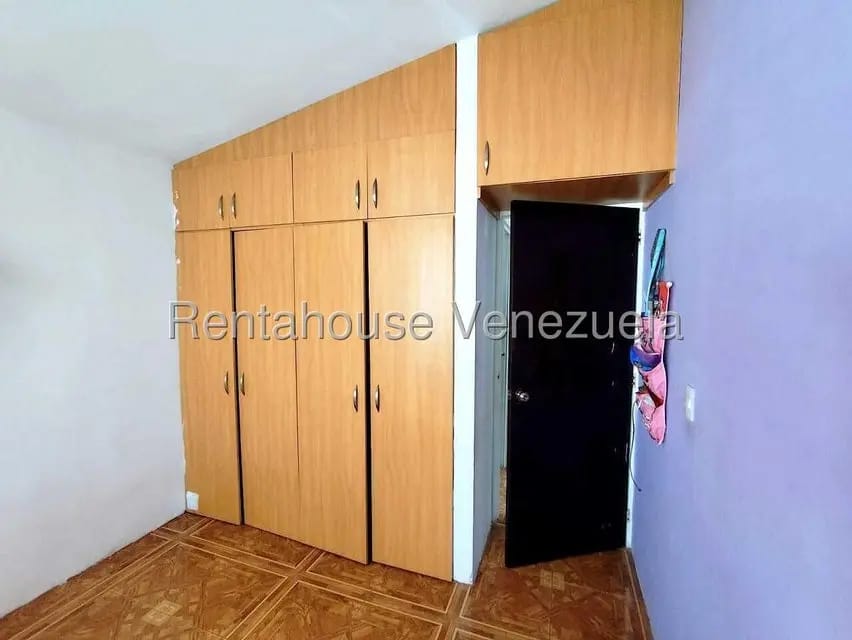 Casa (Duplex) en Venta en Hacienda Yucatan, Lara - 2