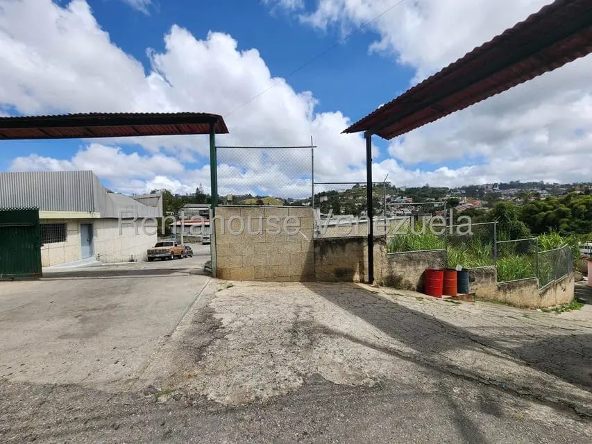 Terreno (Industrial) en Venta en Municipio Carrizal, Miranda