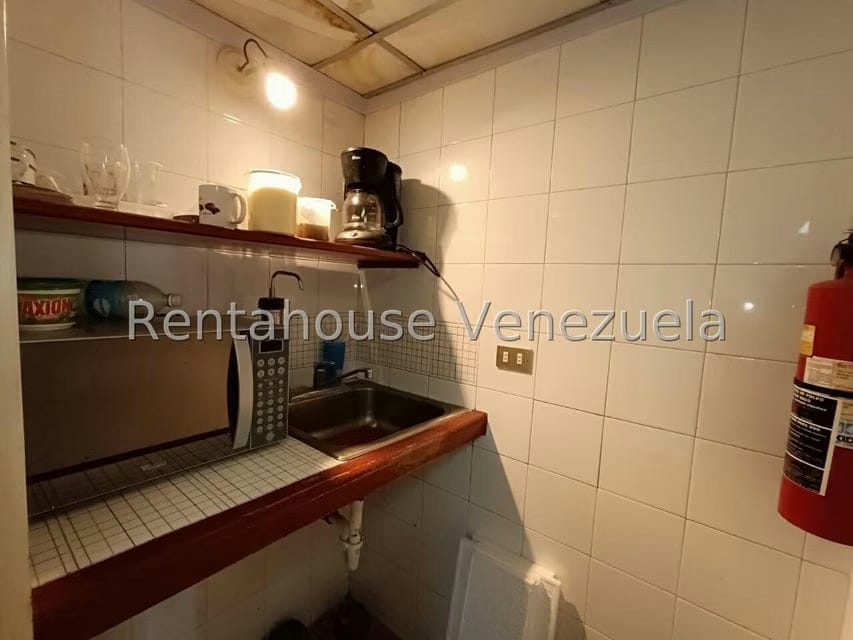 Comercial (Oficina) en Venta en Avenida Bolivar Norte, Carabobo - 21