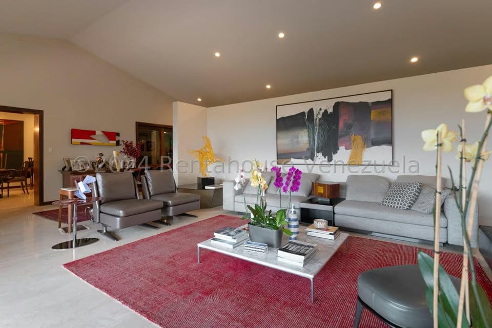 Casa (Multipes Niveles) en Venta en Cerro Verde, Distrito Metropolitano - 28
