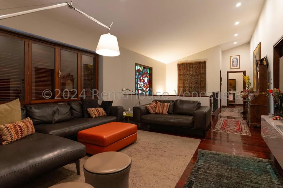 Casa (Multipes Niveles) en Venta en Cerro Verde, Distrito Metropolitano - 49