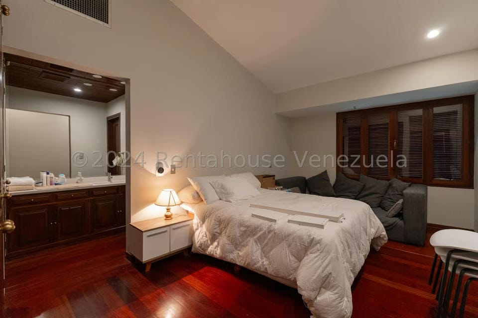 Casa (Multipes Niveles) en Venta en Cerro Verde, Distrito Metropolitano - 59
