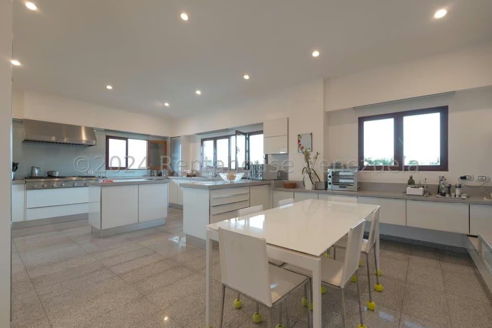 Casa (Multipes Niveles) en Venta en Cerro Verde, Distrito Metropolitano - 65