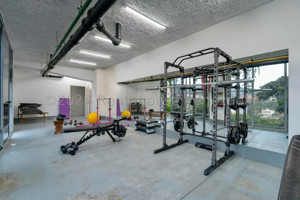 Casa (Multipes Niveles) en Venta en Cerro Verde, Distrito Metropolitano - 69