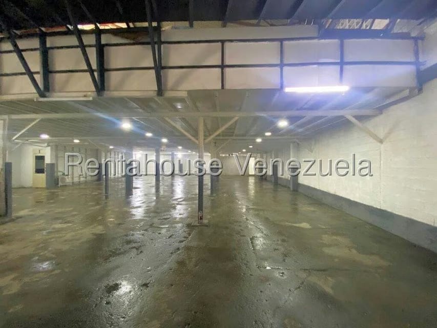 Comercial (Galpon - Deposito) en Venta en Boleita Sur, Distrito Metropolitano - 24