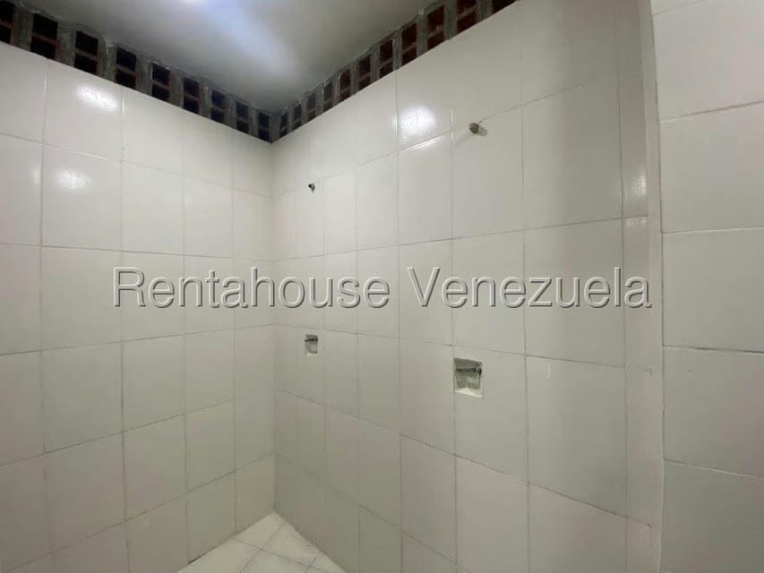 Comercial (Galpon - Deposito) en Venta en Boleita Sur, Distrito Metropolitano - 27