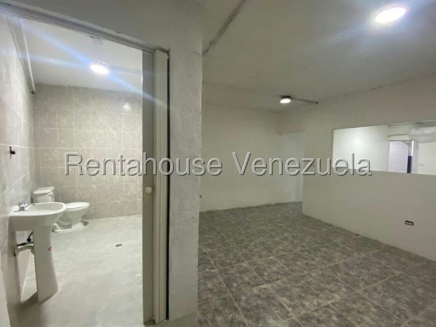 Comercial (Galpon - Deposito) en Venta en Boleita Sur, Distrito Metropolitano - 32