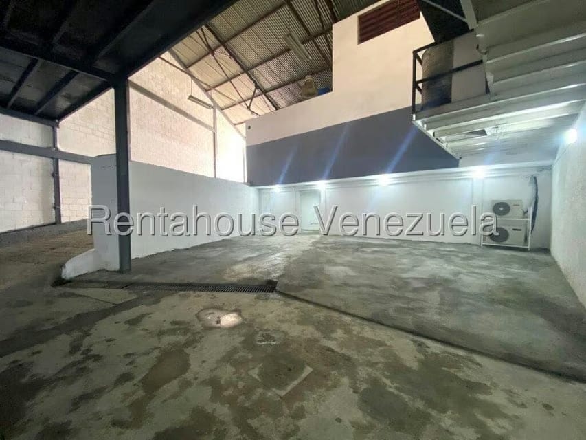 Comercial (Galpon - Deposito) en Venta en Boleita Sur, Distrito Metropolitano - 34
