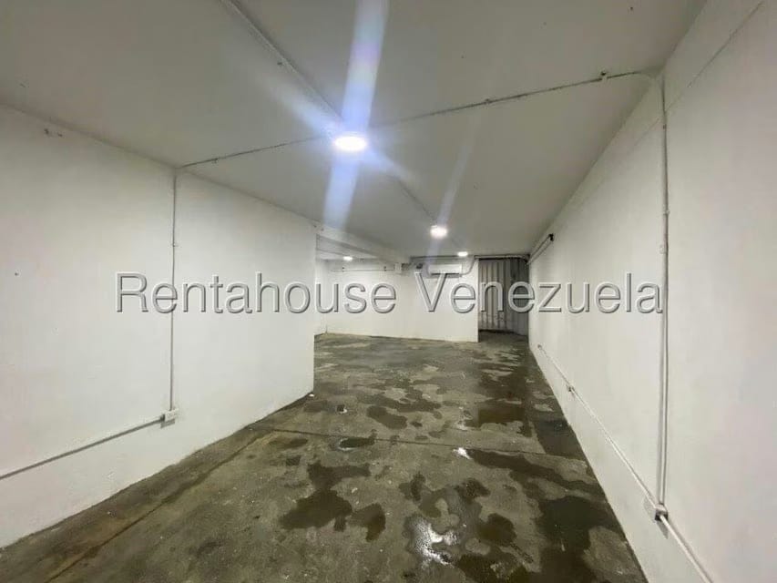 Comercial (Galpon - Deposito) en Venta en Boleita Sur, Distrito Metropolitano - 36