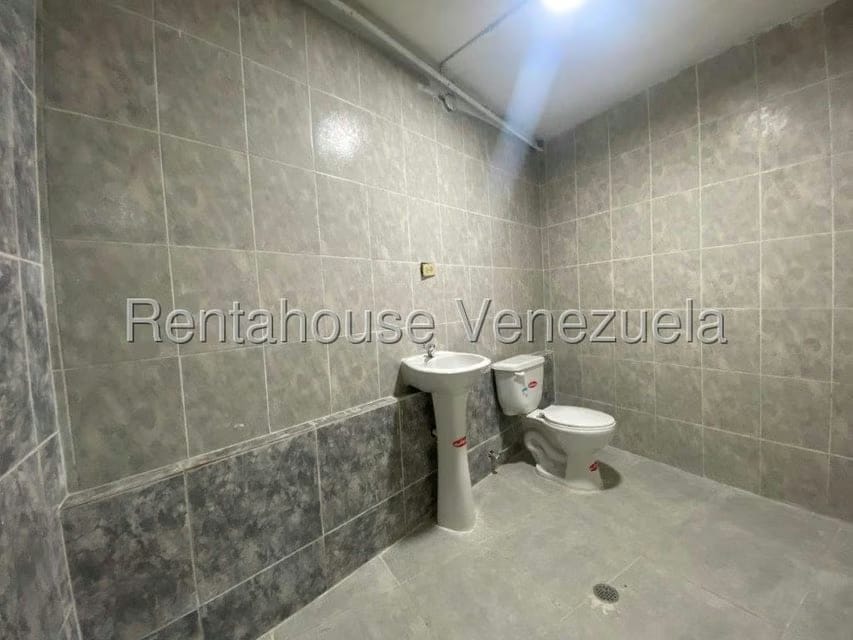 Comercial (Galpon - Deposito) en Venta en Boleita Sur, Distrito Metropolitano - 41