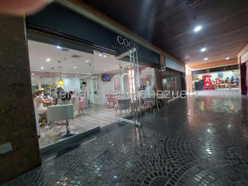 Comercial (Local Comercial) en Venta en Chacao, Distrito Metropolitano - 2
