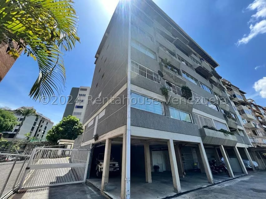 Apartamento (1 Nivel) en Venta en Terrazas de Santa Ines, Distrito Metropolitano - 2